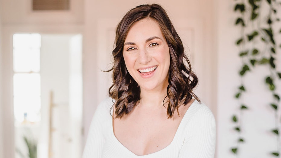 Chelsea Stokes photo dans la tête