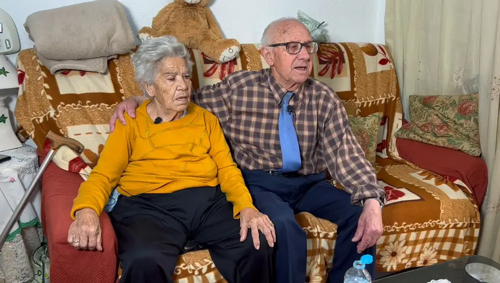 couple de personnes âgées