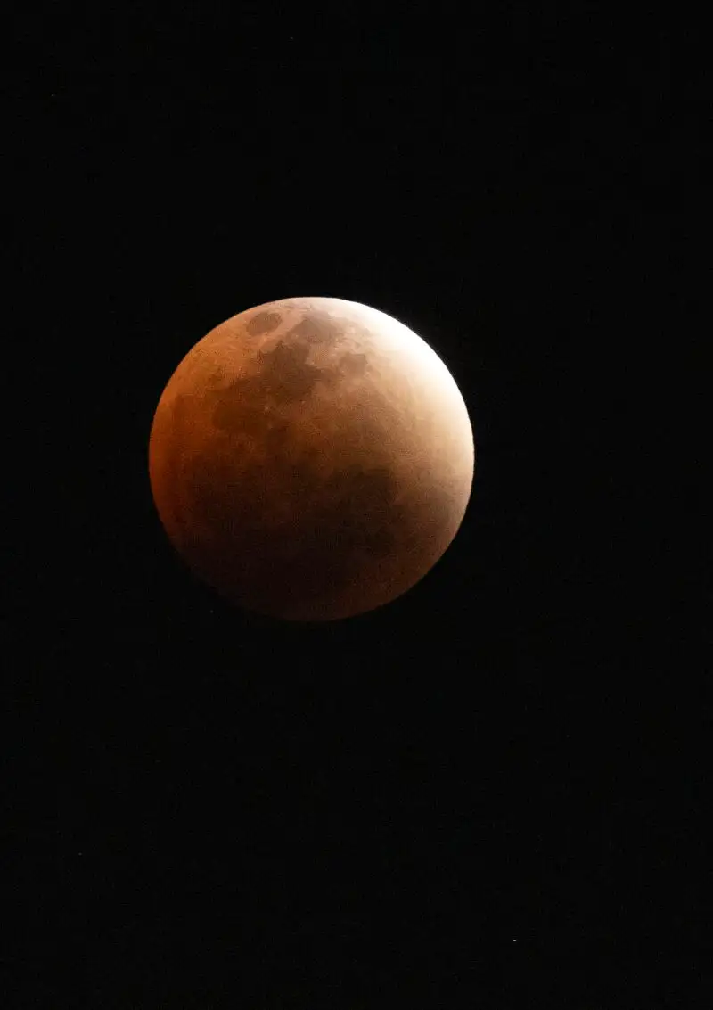 Éclipse lunaire totale en Afrique du Sud