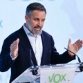 Les critiques de Vox reprochent à Abascal ses déboires avec le PP