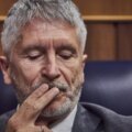 Le Tribunal national dénonce un « système de rémunération secret » à l'intérieur et annule huit médailles « faites à la main » de Marlaska