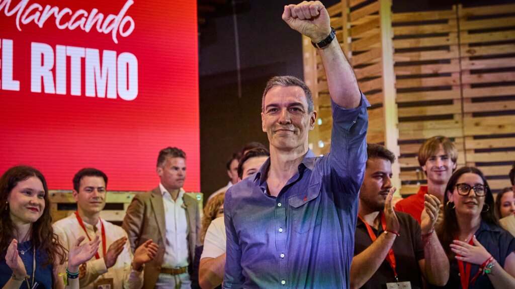La semaine la plus difficile pour Pedro Sánchez, prêt à résister jusqu'au bout