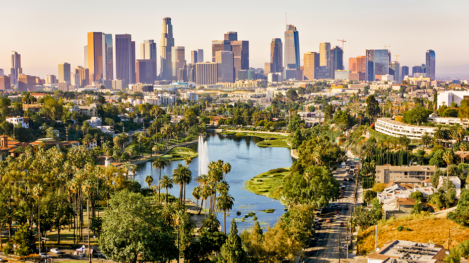 Toits de la ville de Los Angeles pendant la journée