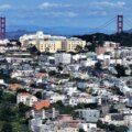Certaines maisons de la Bay Area vendent 1 million de dollars au-dessus de la demande au milieu du boom de l'IA