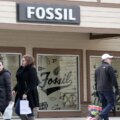 Un détaillant américain de centres commerciaux prévient qu'il pourrait fermer jusqu'à 15 magasins supplémentaires cette année