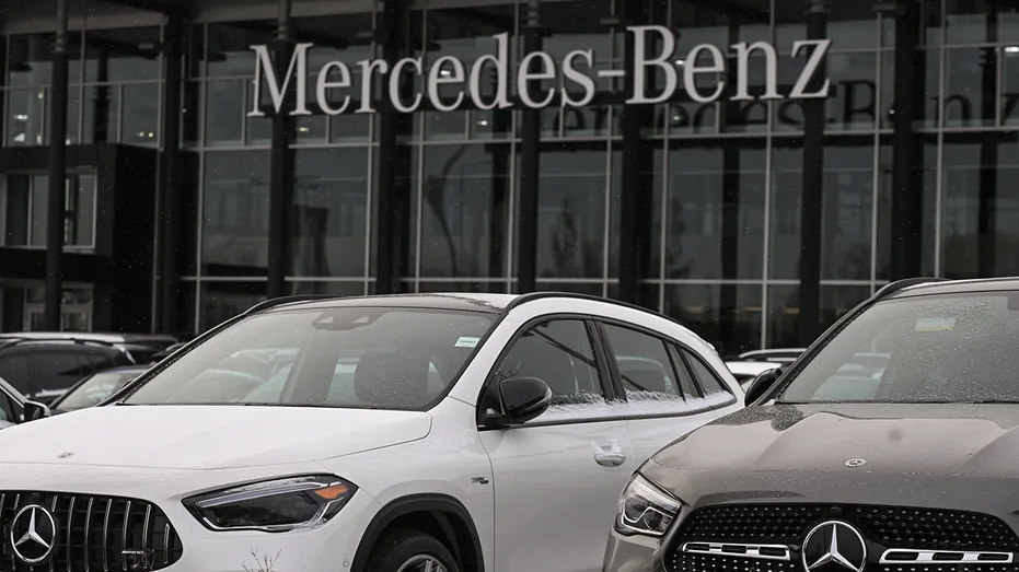 Un concessionnaire Mercedes-Benz au Canada