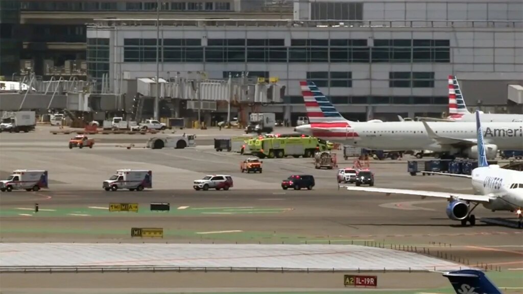 Un vol d'American Airlines détourné après qu'une odeur mystérieuse aurait rendu l'équipage malade