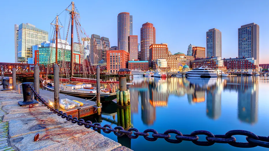 Horizon de Boston au crépuscule