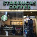 Starbucks licencie plus de 200 employés alors que sa stratégie de redressement avance