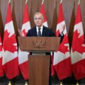 Le Canadien Carney affirme que les États-Unis ont procédé à un « jeu de pouvoir » de dernière minute alors que les négociations commerciales s'effondrent ; des tarifs de rétorsion sont en place
