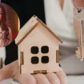 Cristina Clemente Buendía, notaire, à propos de la demande d'une simple note avant d'acheter une maison : « Il s'agit d'une information courte, résumée de l'actualité »