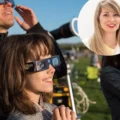 Laura Álvarez, pédiatre, conseille aux parents d'aller voir l'éclipse avec leurs enfants : « Même si elle semble presque entièrement recouverte, elle peut continuer à vous blesser et ne provoquera aucun symptôme. »