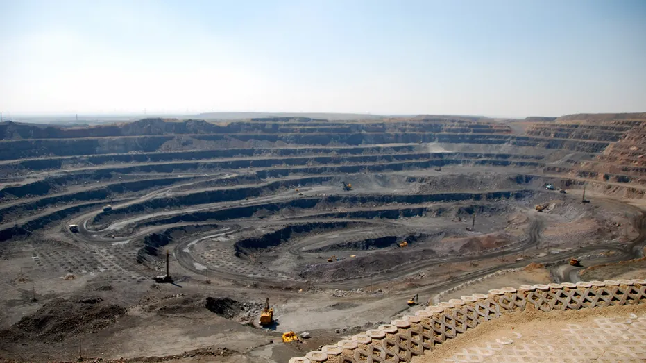 Mine de terres rares à Baiyun'ebo ou Bayan Obo, Chine