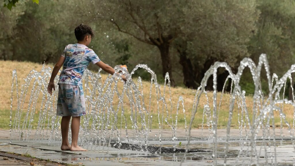 La chaleur ne faiblit pas à la mi-septembre : l'AEMET s'attend jusqu'à 39 degrés et des nuits tropicales dans le sud, même si elle prévoit un effondrement thermique dans certaines zones du nord.