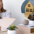 La loi sur la propriété horizontale le précise : la communauté de voisins peut interdire l'implantation d'un commerce dans un logement