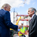 Warsh, de la Fed, sévit contre la rénovation du siège et confie la direction de la GSA