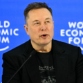 Elon Musk s'engage à donner à chaque enfant américain une action SpaceX l'année prochaine