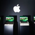 Apple rompt avec la politique de longue date du MacBook et introduit des ordinateurs portables à écran tactile à des prix plus élevés